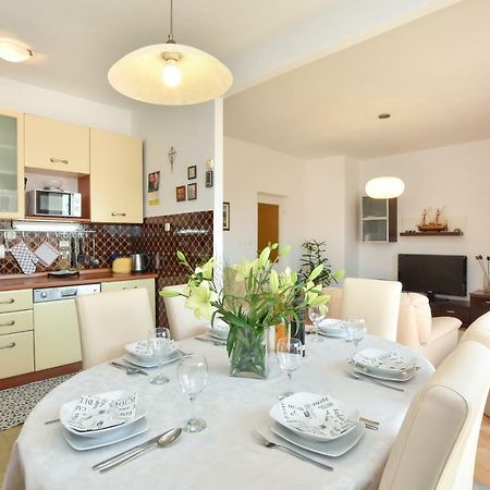 Apartment Bezic Kaštela Eksteriør bilde