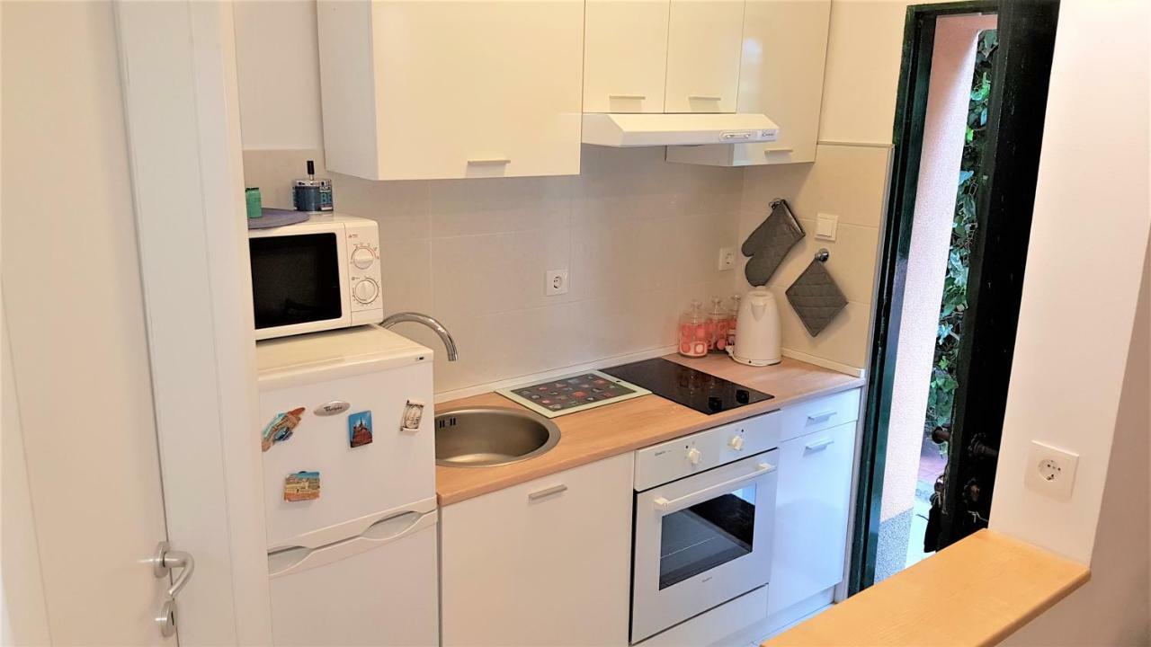 Apartment Bezic Kaštela Eksteriør bilde
