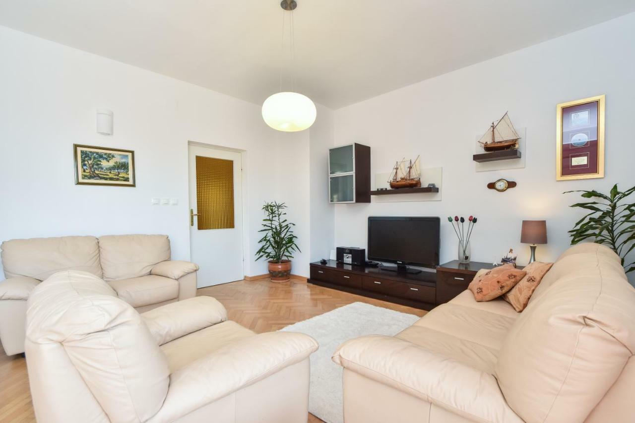 Apartment Bezic Kaštela Eksteriør bilde
