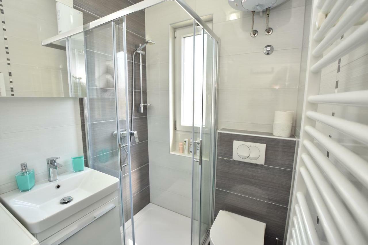 Apartment Bezic Kaštela Eksteriør bilde